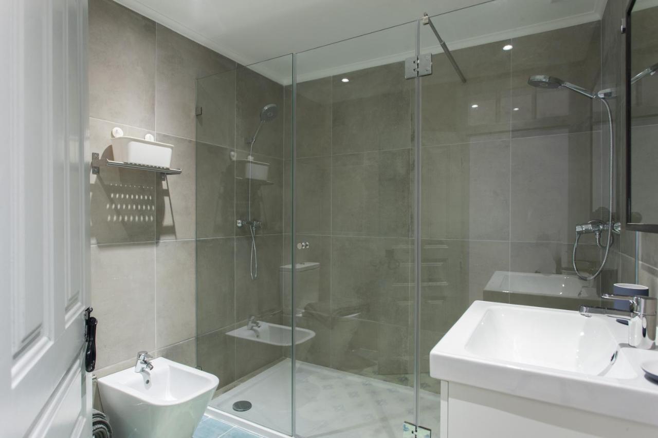 Appartamento Flh Bairro Alto Bright Flat Lisbona Esterno foto